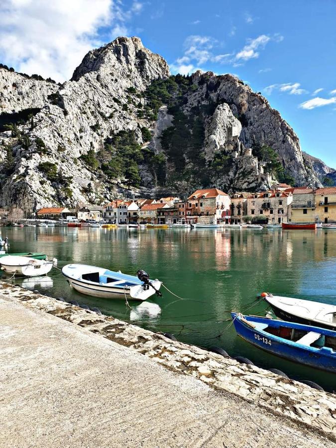 Appartamento Amazing Sea View Omiš Esterno foto